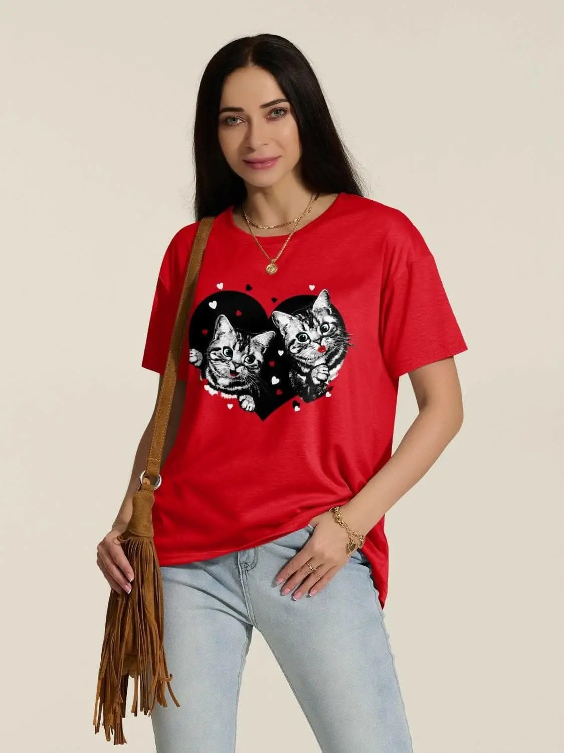T-Shirts Trendsi Graphic - Chic Cat Print Tee - Oversized Design