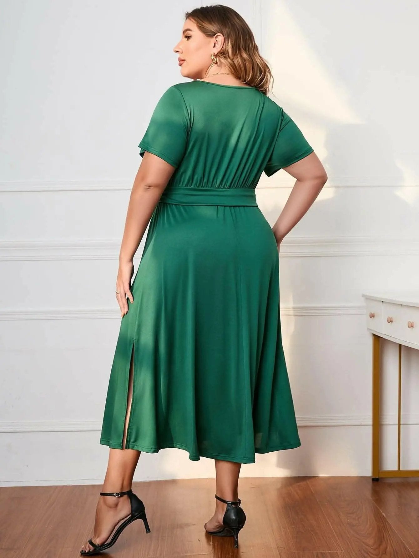 Dresses Trendsi Plus Size Midi Dress Women's Fashionable & Chic Dress