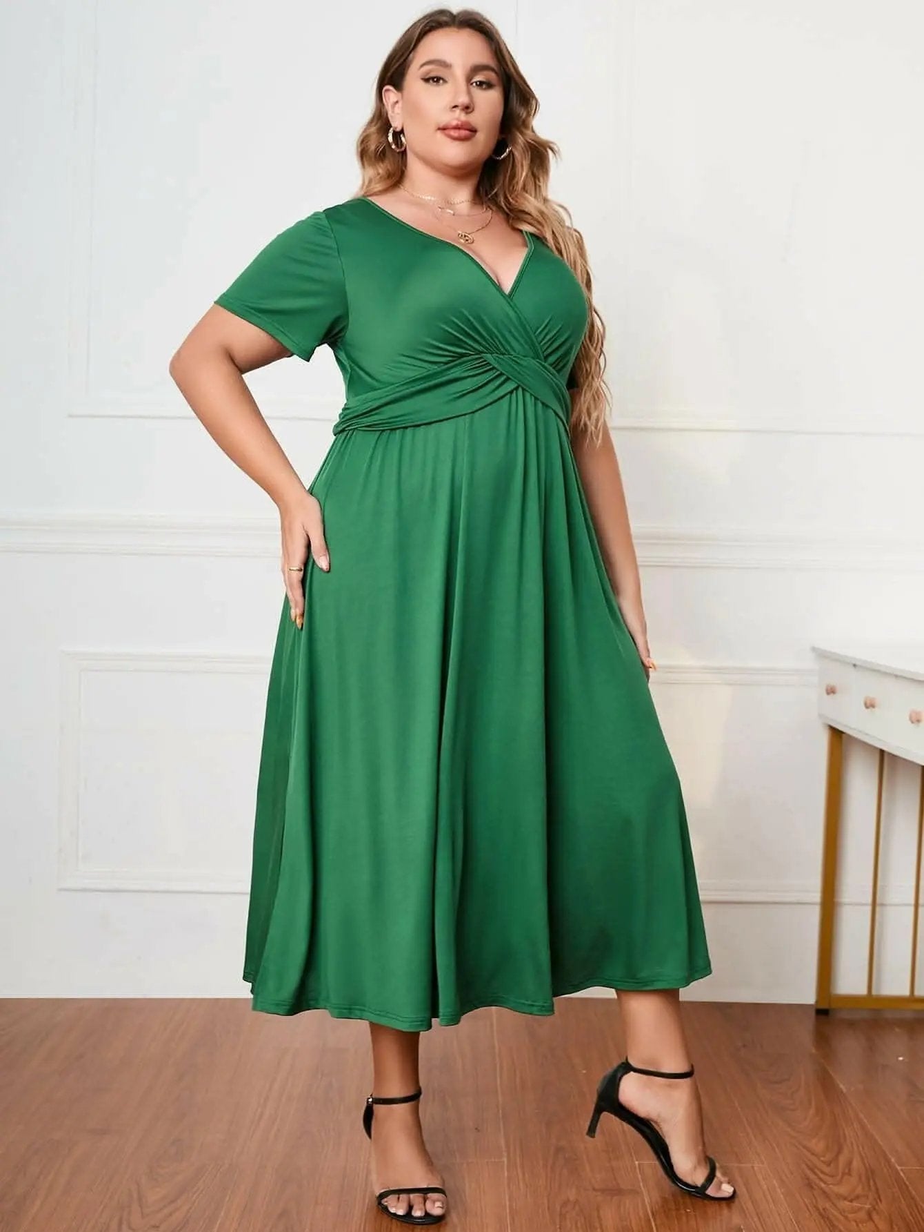 Dresses Trendsi Plus Size Midi Dress Women's Fashionable & Chic Dress