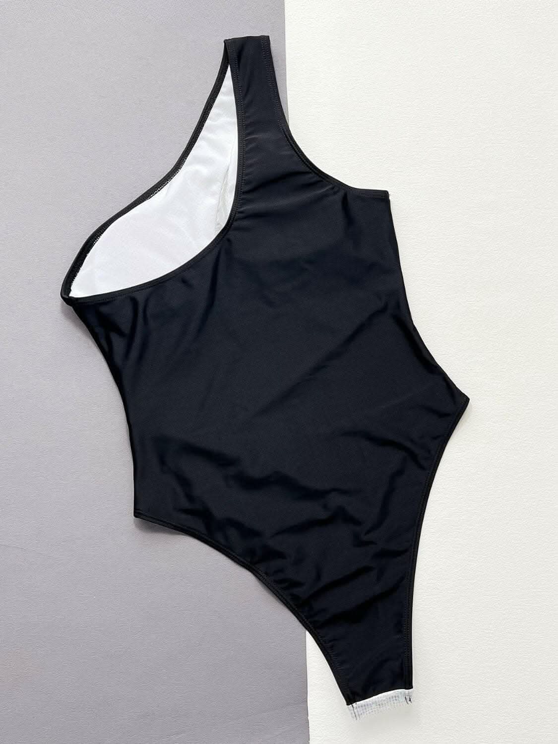 Accesorios Tendencias Traje de baño chic con paneles de contraste