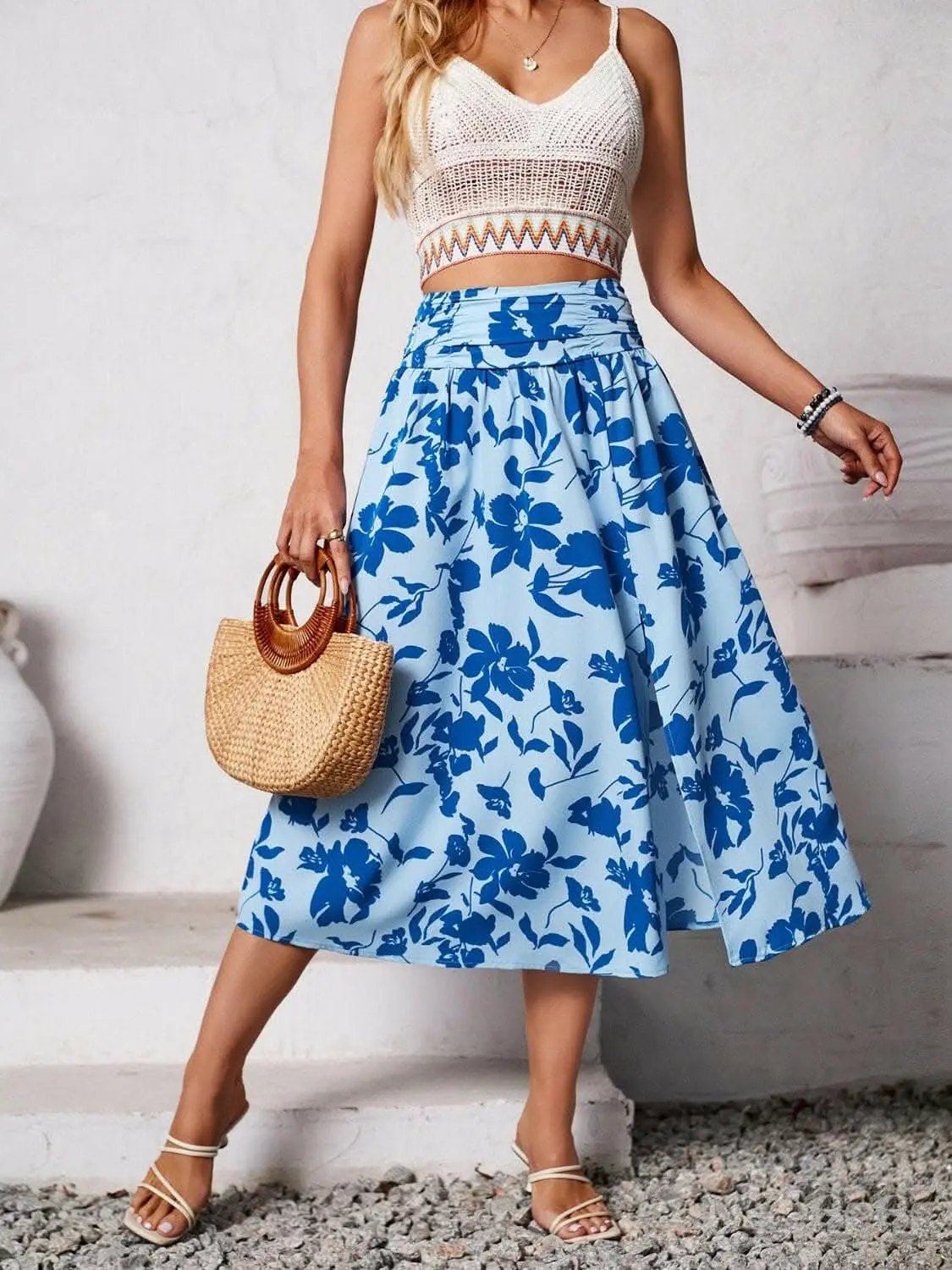 T-Shirts Trendsi Color - Chic knee-length slit skirt
