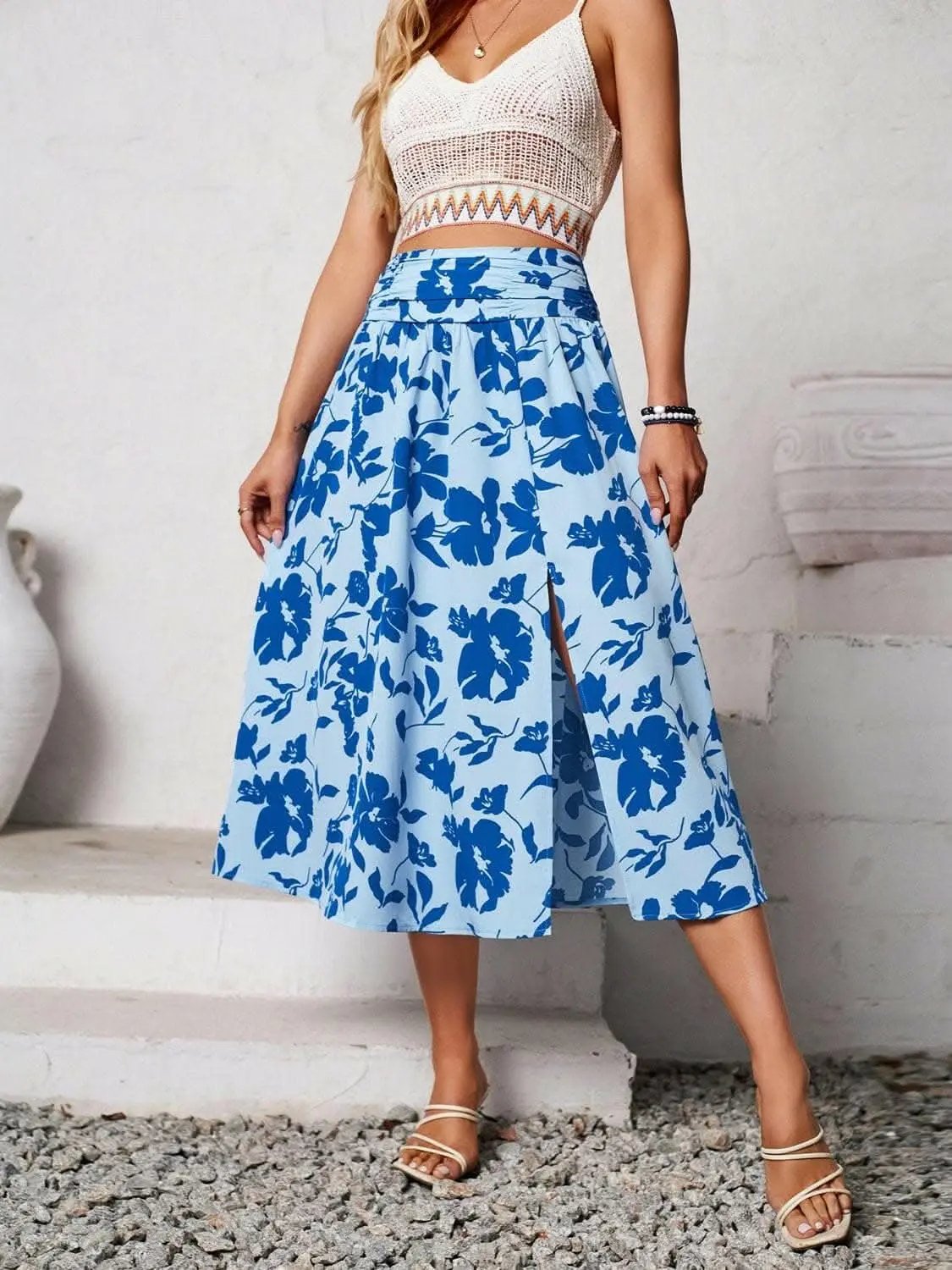 T-Shirts Trendsi Color - Chic knee-length slit skirt