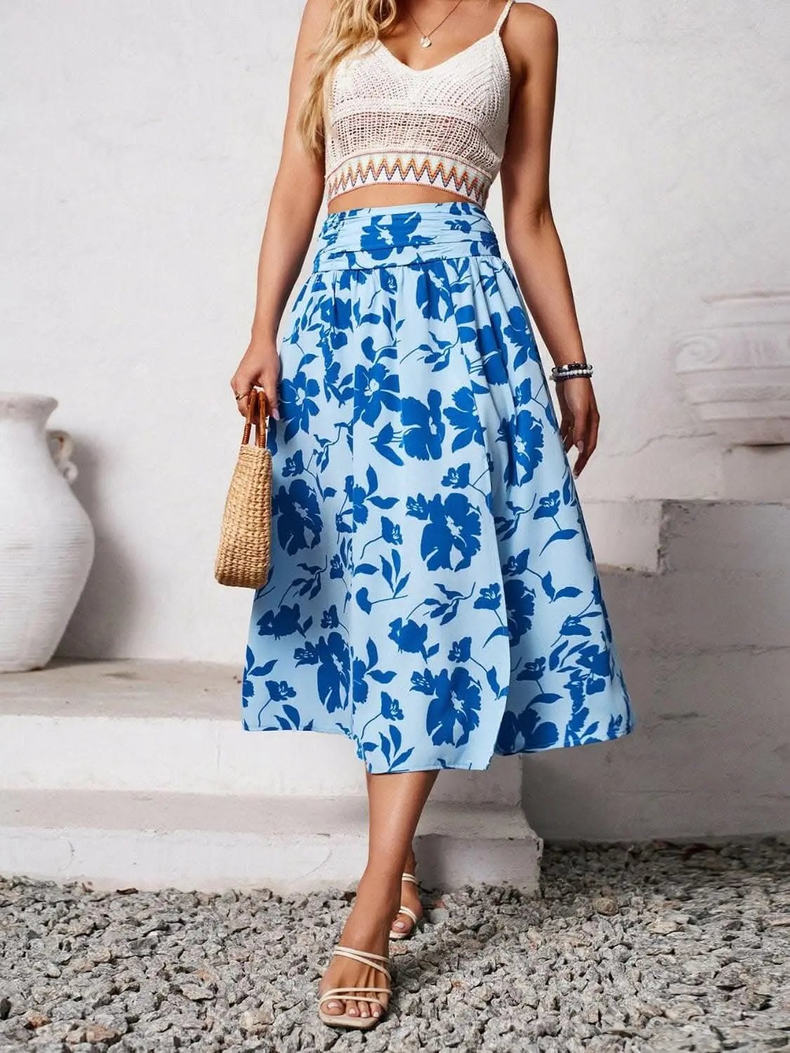 T-Shirts Trendsi Color - Chic knee-length slit skirt