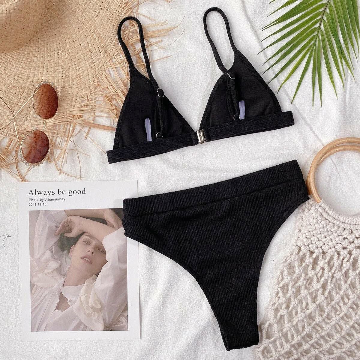 T-Shirts Trendsi swimwear - Chic ribbed bikini set with padding