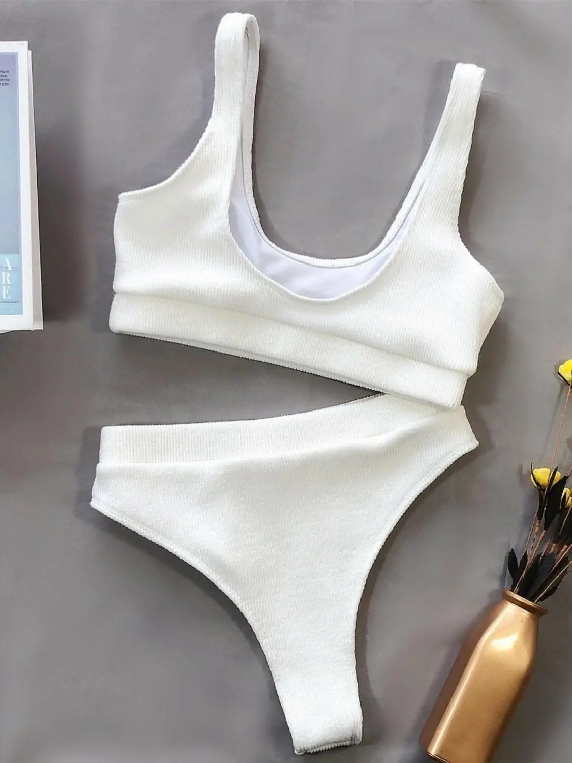 T-Shirts Trendsi swimwear - Chic scoop neck bikini set