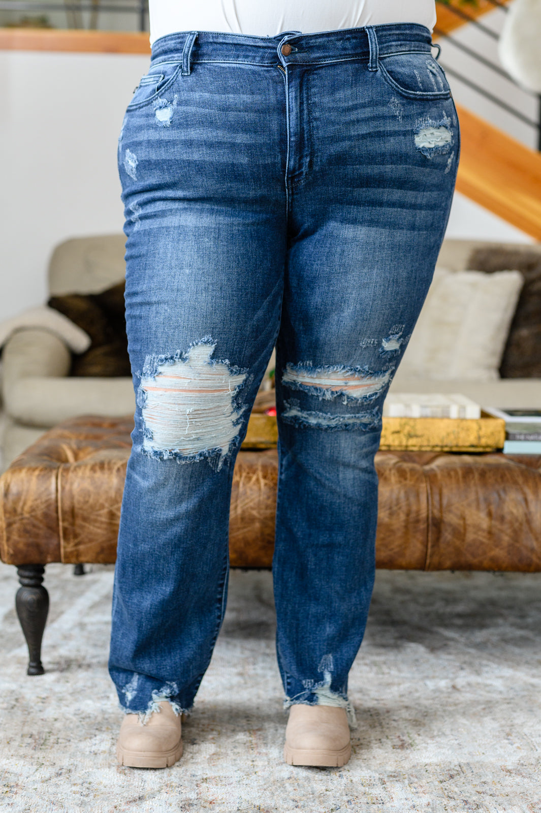 Jeans ajustados tipo 'bootcut' rotos Christine de alto contraste