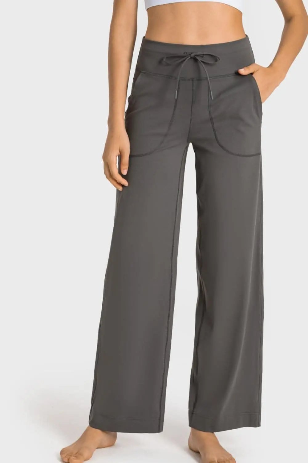 Trendsi Comfort-fit wide leg pants with pockets