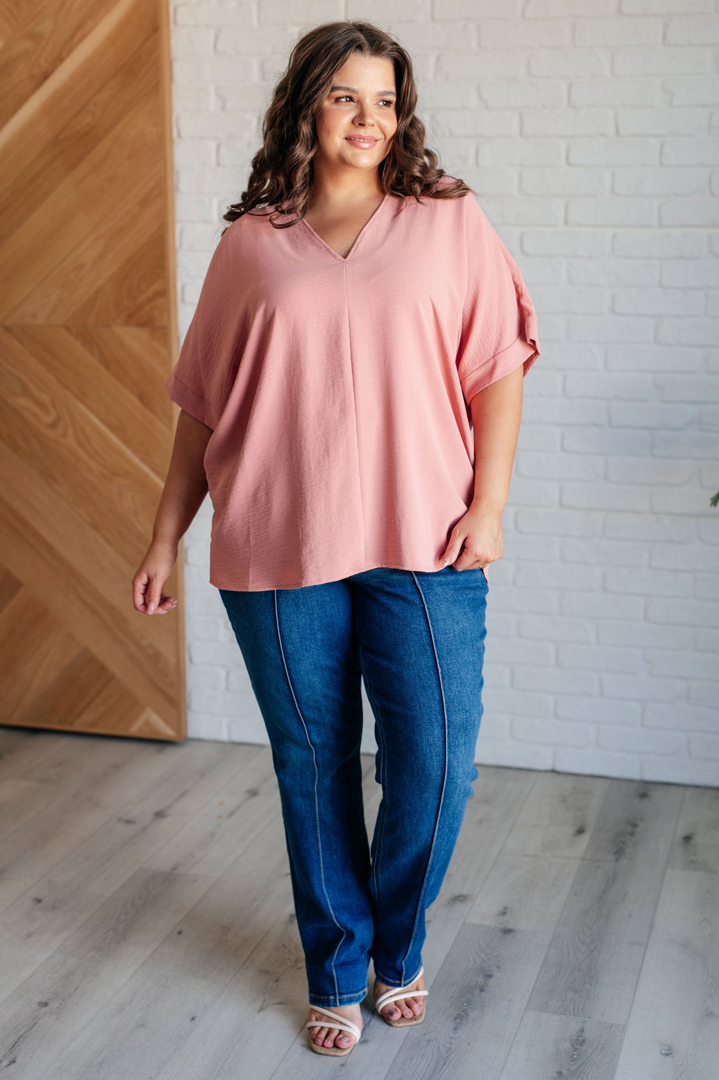 Contrario a la creencia popular: Blusa con cuello en V