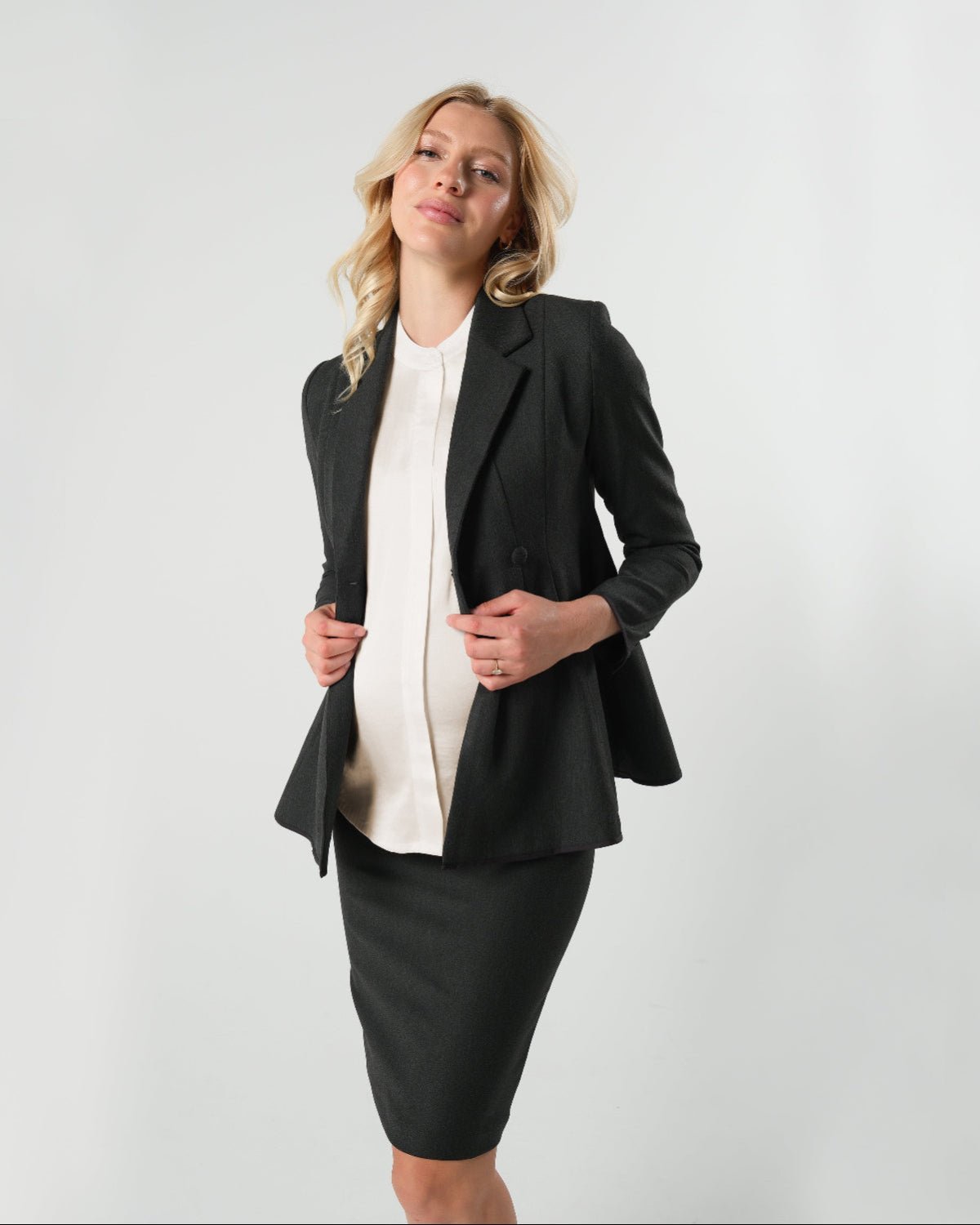 Blazer de maternidad Nathalie (tallas estándar y pequeñas)