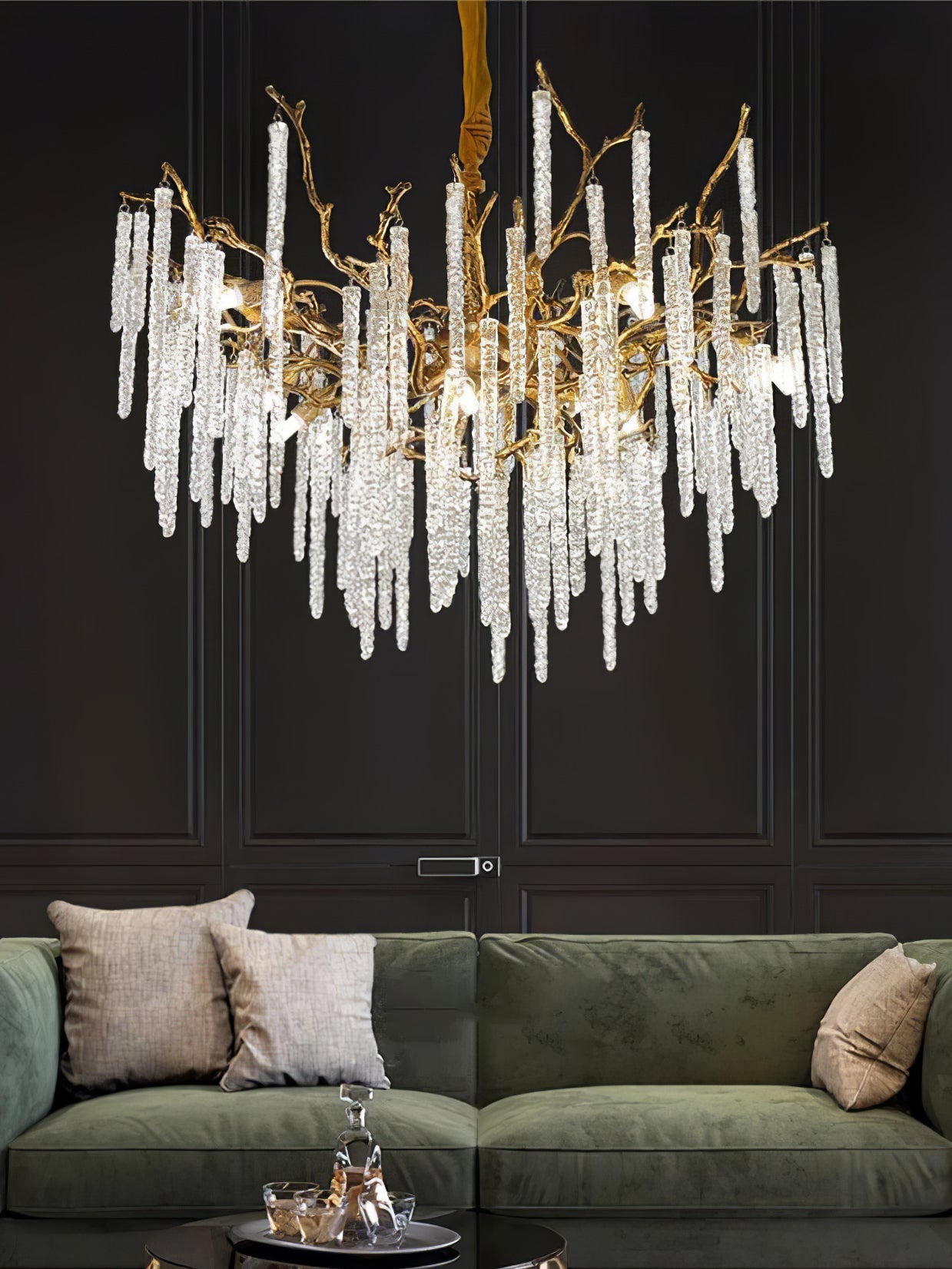 Candelabro de latón con ramas de carámbanos de cristal