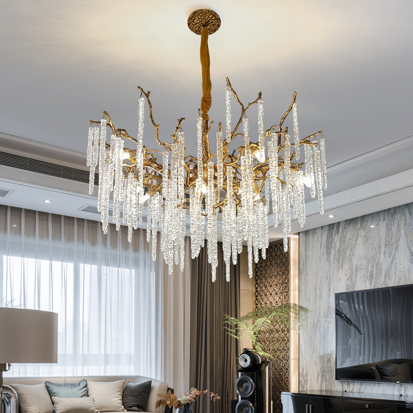 Candelabro de latón con ramas de carámbanos de cristal