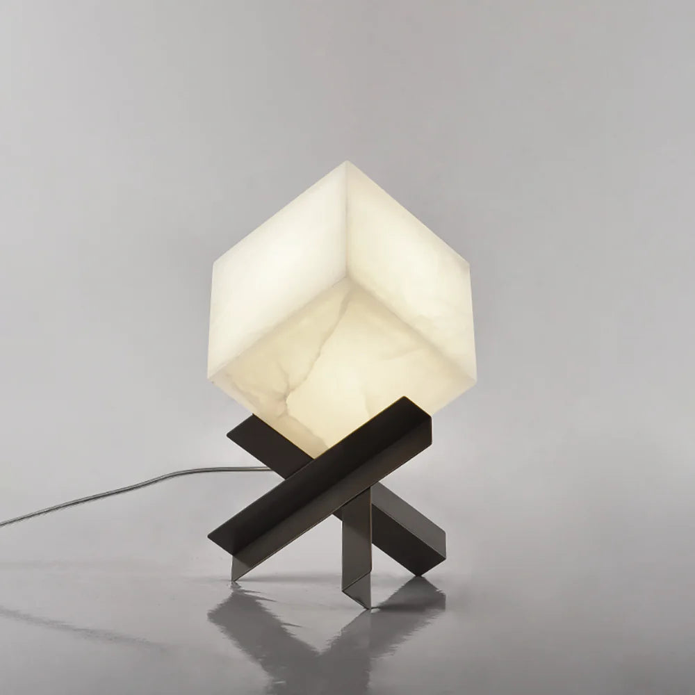 Lámpara de mesa cúbica de alabastro