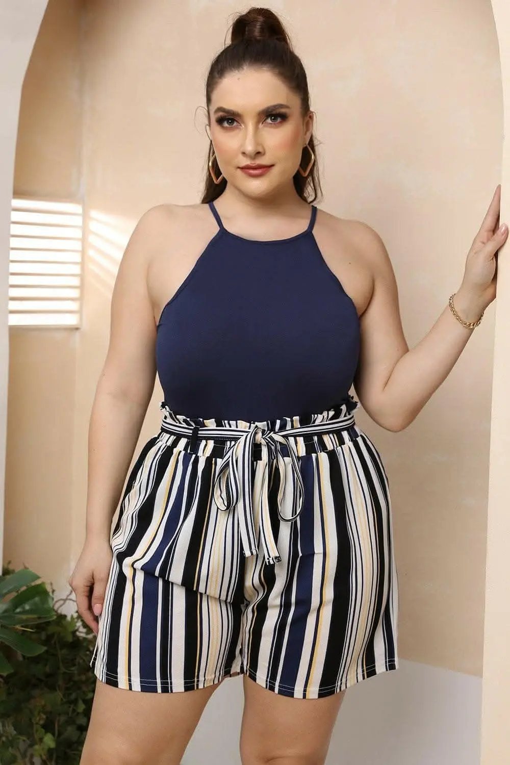 T-Shirts Trendsi plus - Curvy halter neck bodysuit