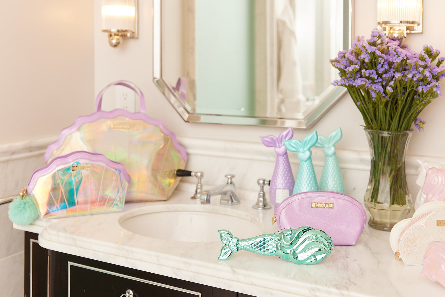 Bolsa de cosméticos con concha de sirena