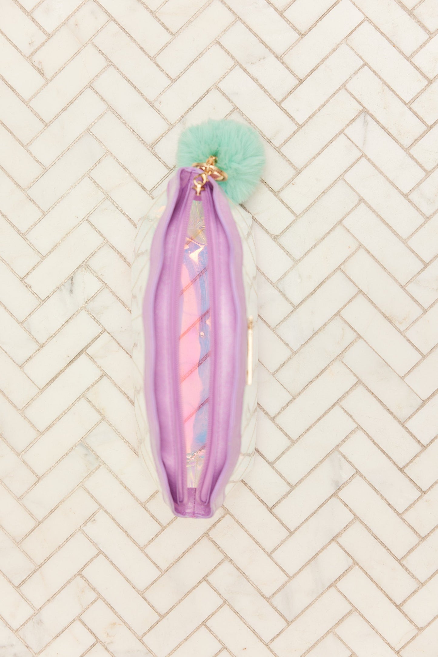 Bolsa de cosméticos con concha de sirena
