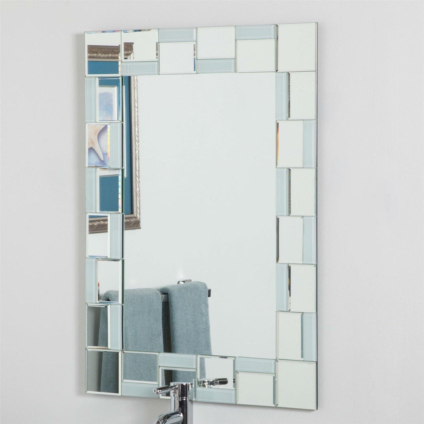 Espejo de baño rectangular moderno de 31.5 x 23.6 pulgadas con borde único