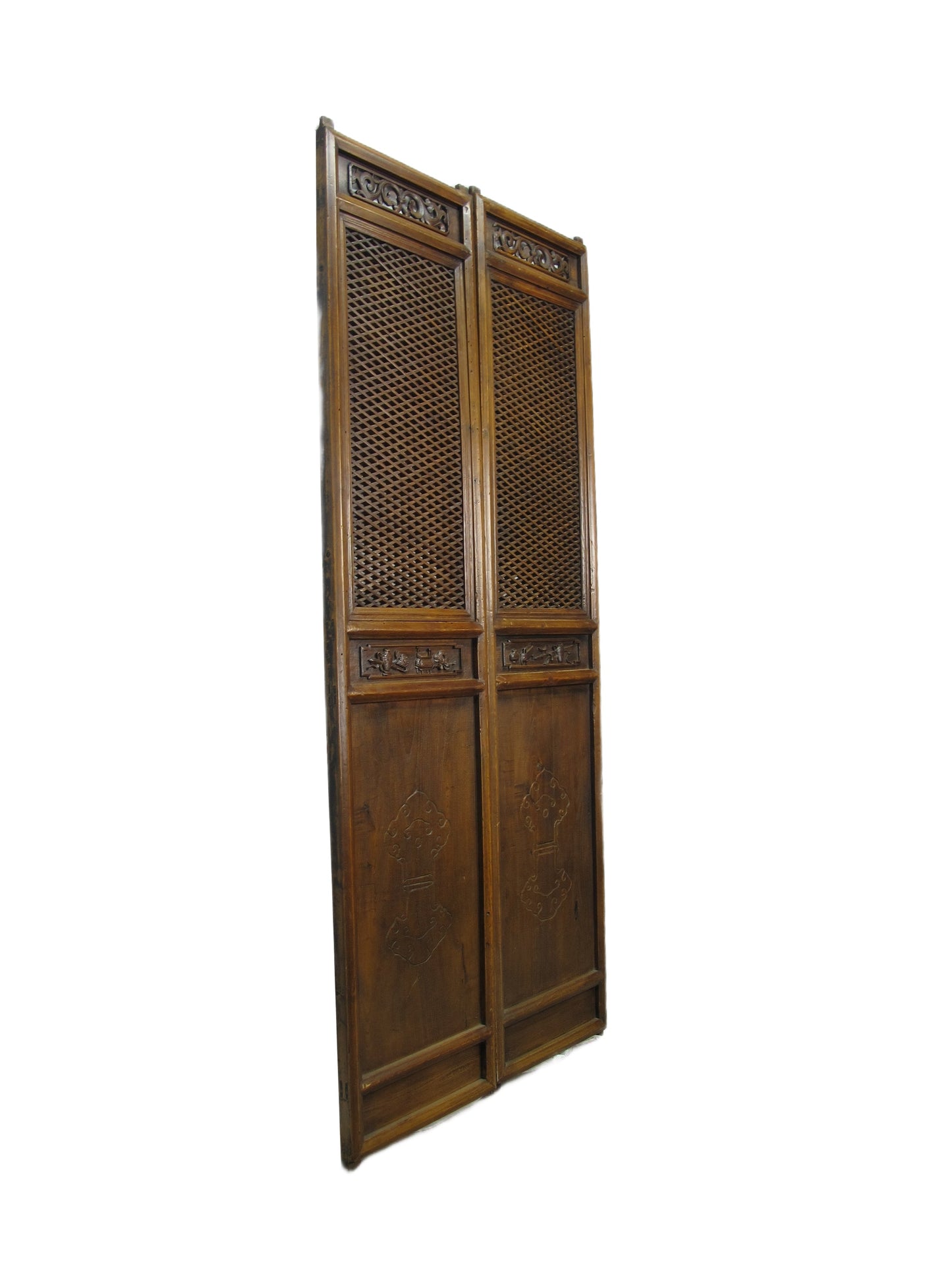 Par de hermosos paneles de puertas con celosías