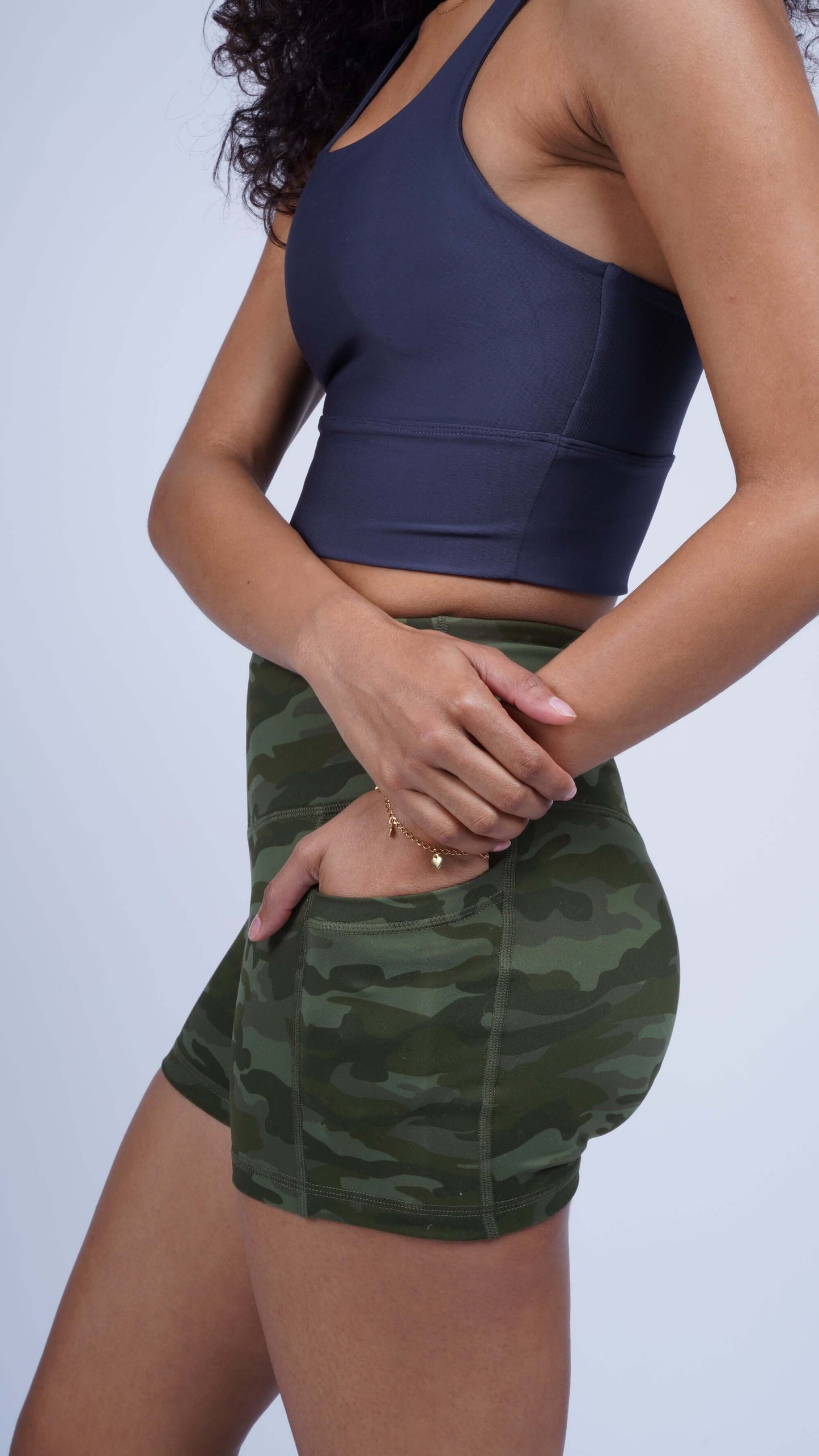 Three Pocket Basic Short