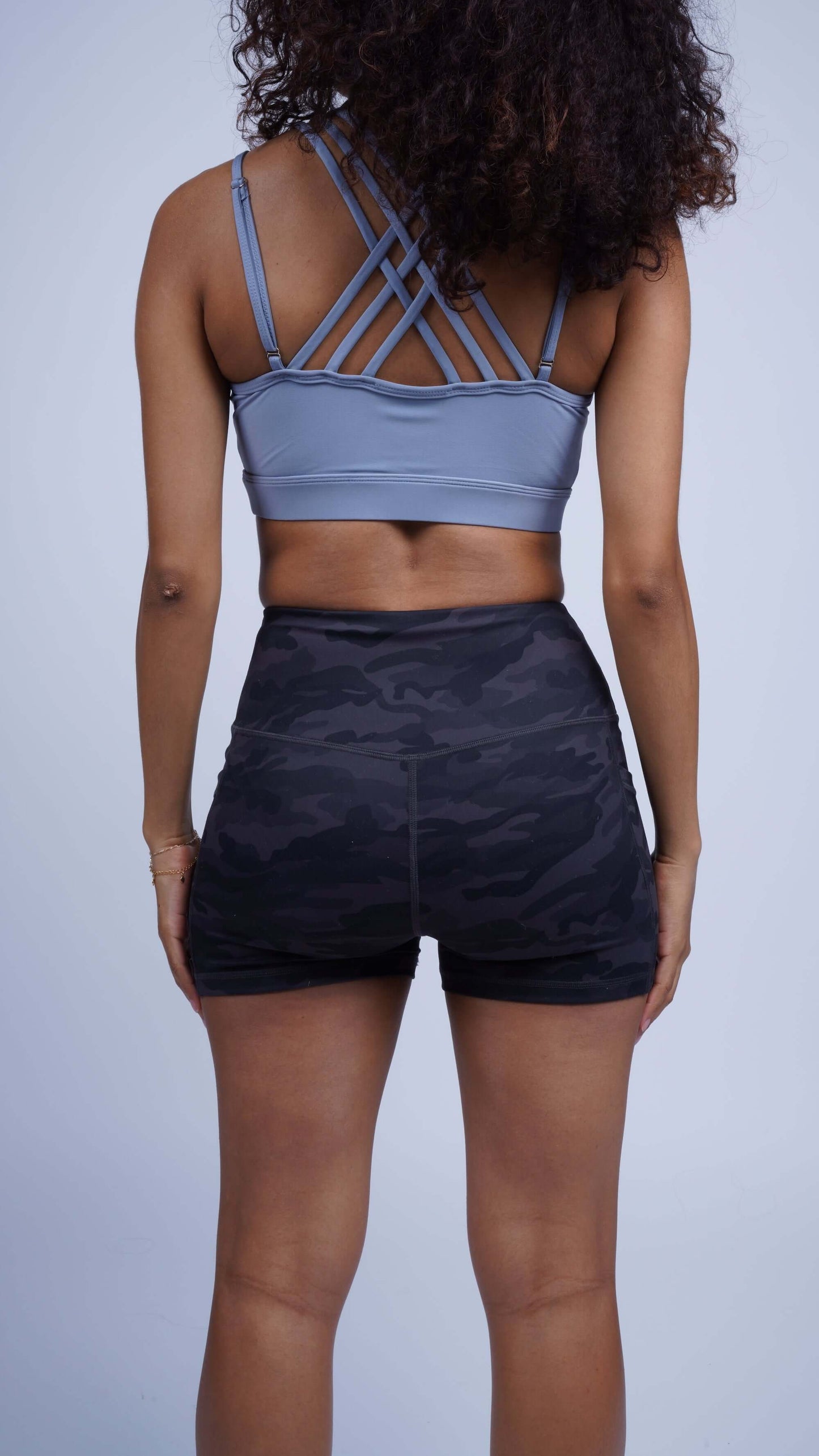 Three Pocket Basic Short