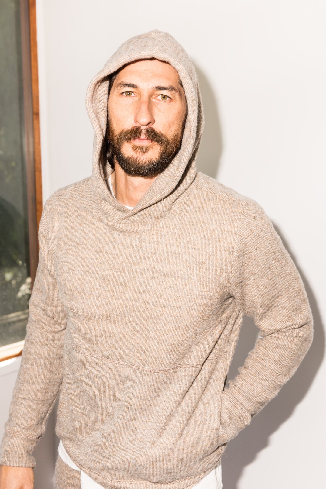 Sudadera con capucha de punto suave jaspeado para hombre