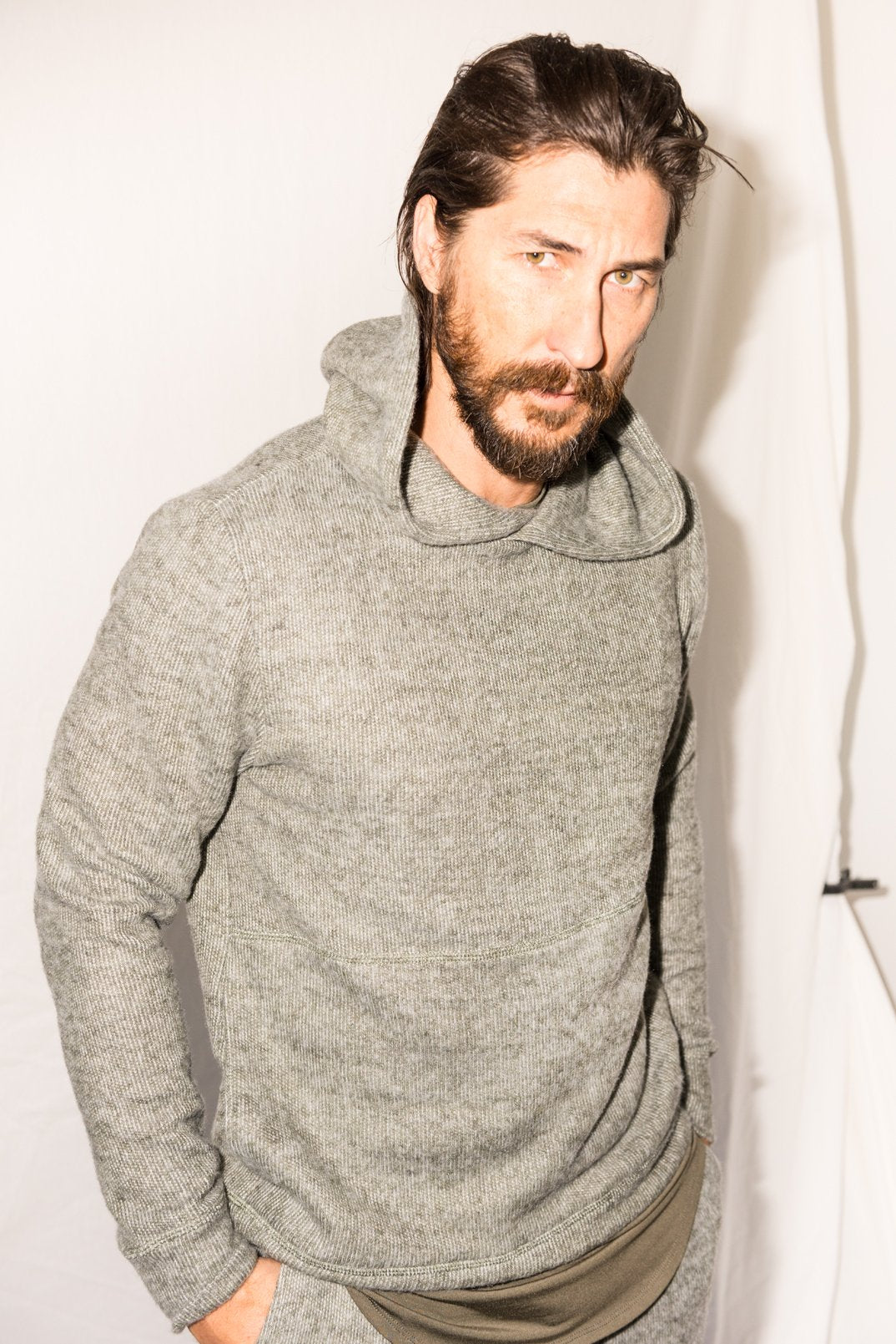 Sudadera con capucha de punto suave jaspeado para hombre