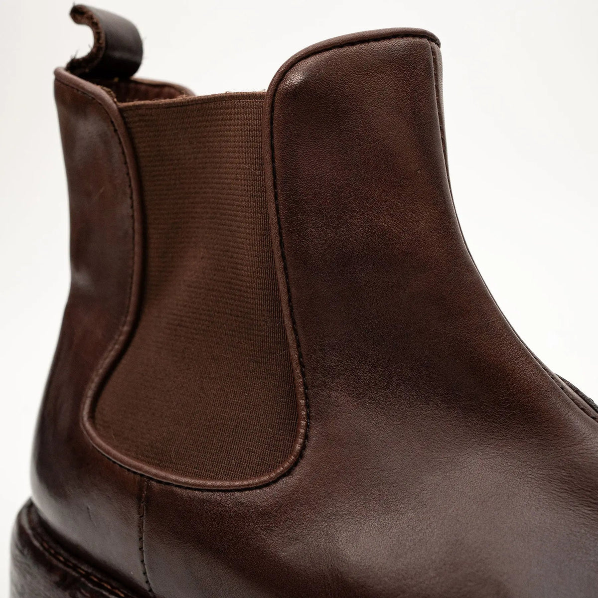 Brown Plain-Toe Cow Leather Chelsea Boots