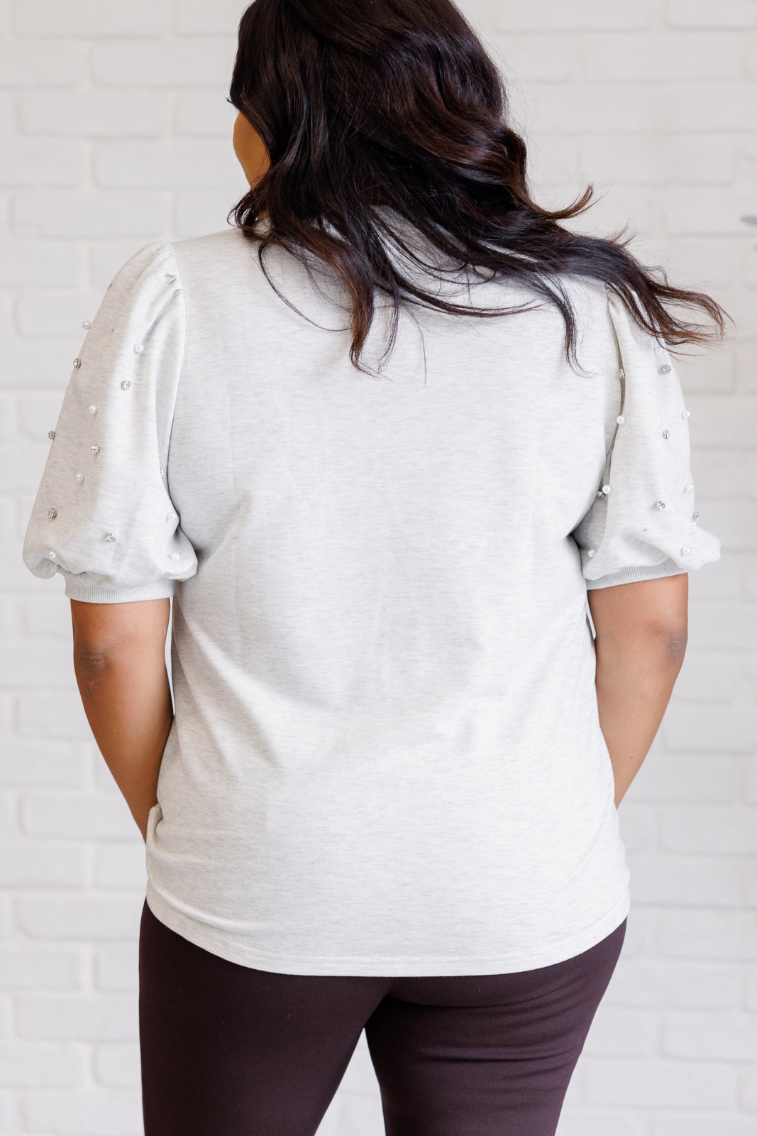 Top de manga abullonada Diamonds and Pearls en gris claro