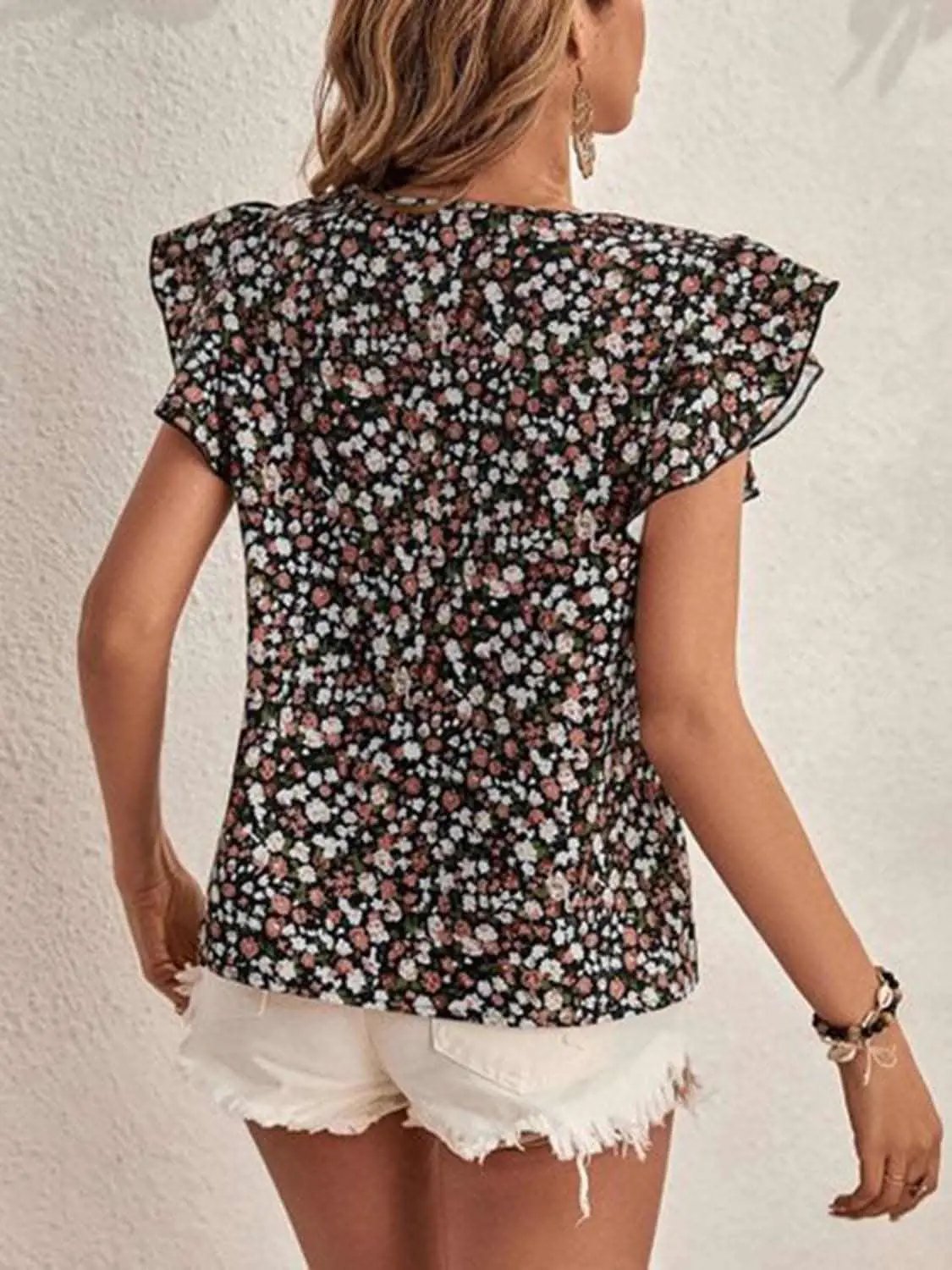 Trendsi Ditsy Floral Cap Sleeve Top — Spring Casual Wear