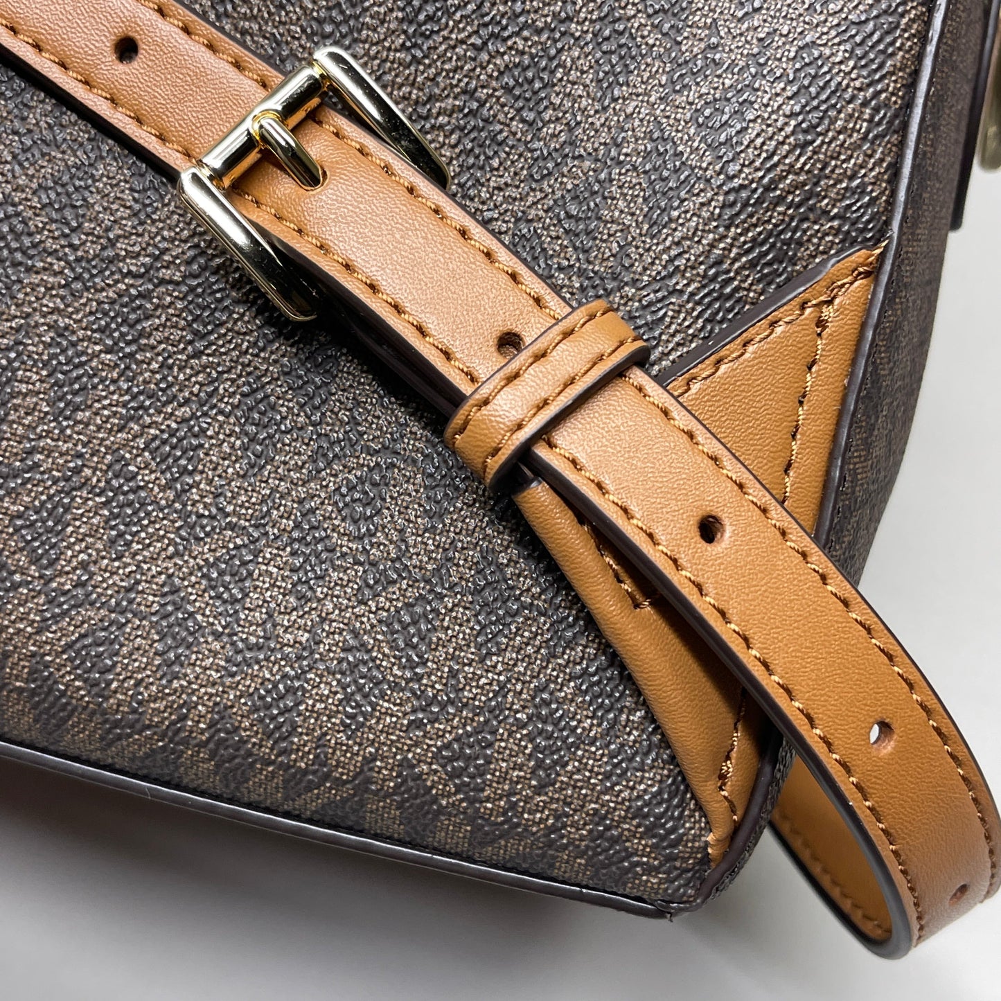MICHAEL KORS Mochila Valerie Marrón / Bellota 38F2G9VB2B