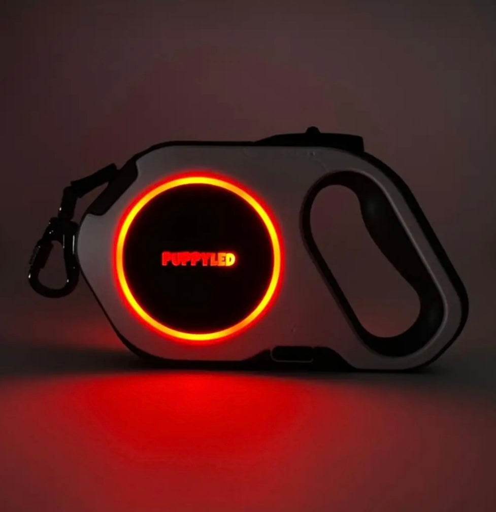 LED Retractable Dog Leash  W/Flashlight