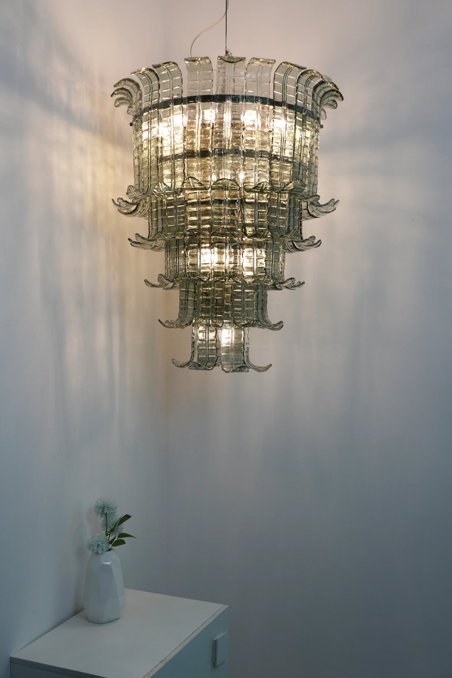 Candelabro elegante de cristal de Murano con forma de hoja