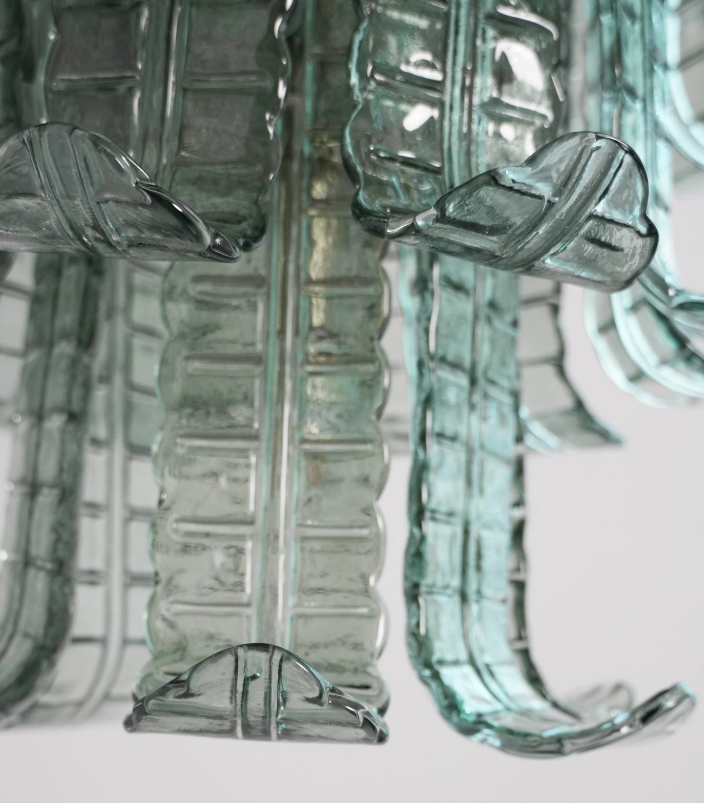 Candelabro elegante de cristal de Murano con forma de hoja
