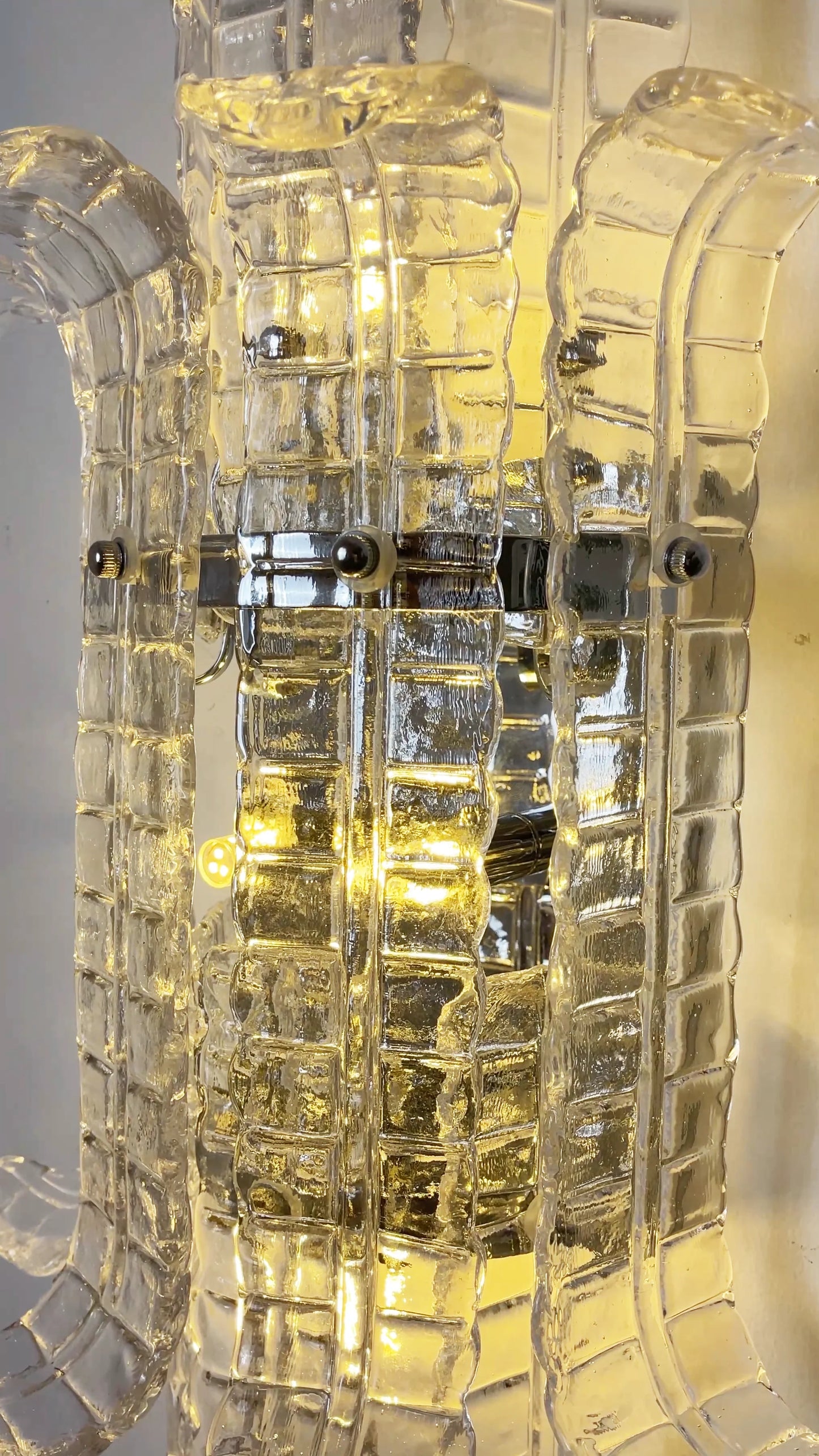 Aplique de pared elegante de cristal de Murano con forma de hoja
