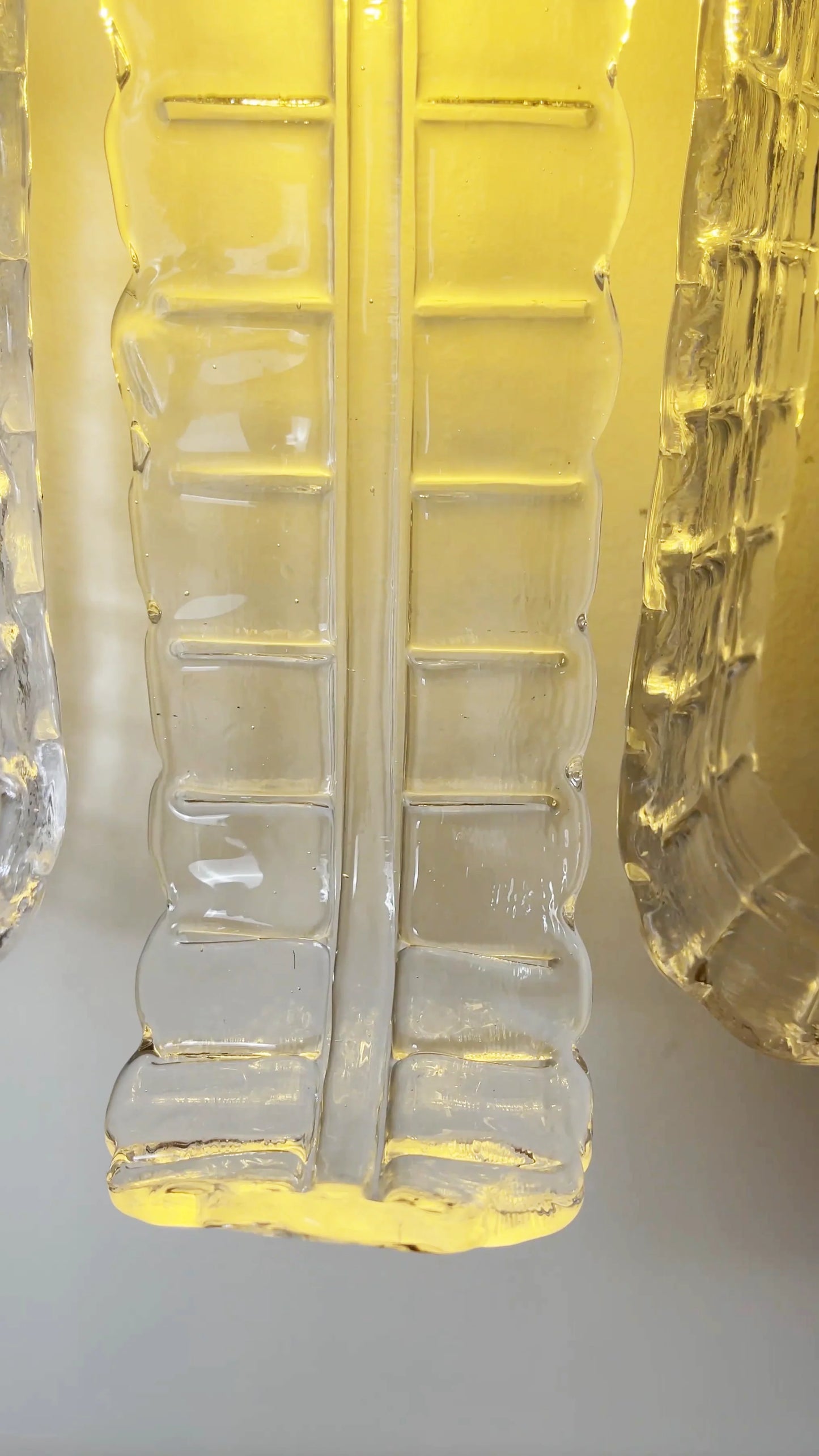 Aplique de pared elegante de cristal de Murano con forma de hoja