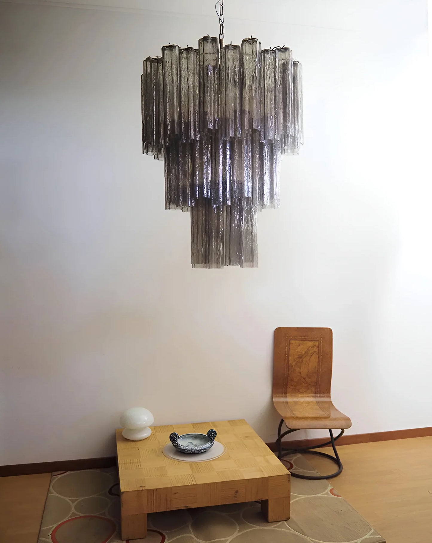 Elegante Candelabro de Tubos de Cristal Murano Ahumado