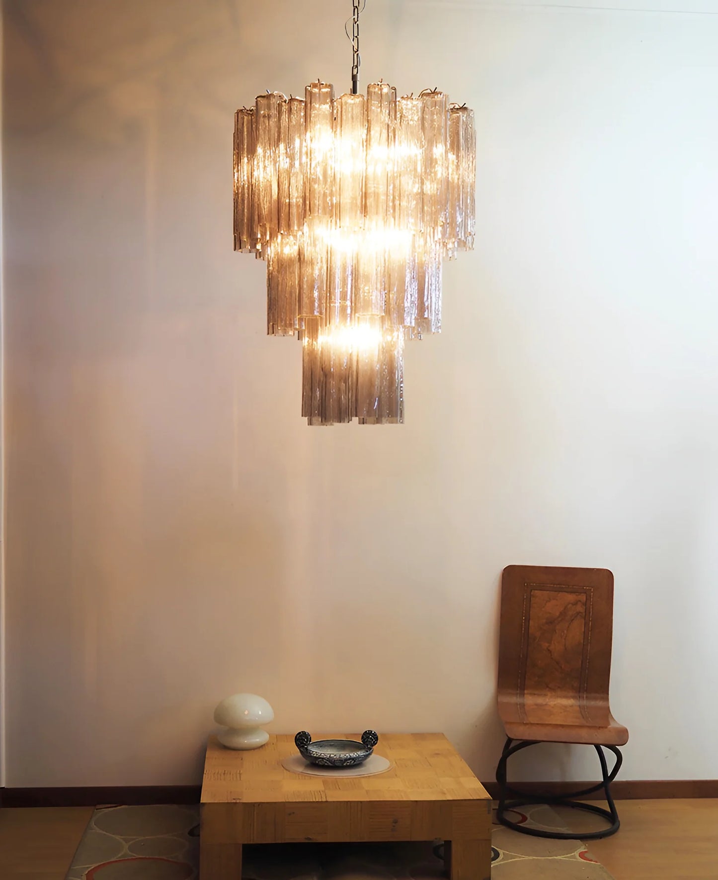 Elegante Candelabro de Tubos de Cristal Murano Ahumado