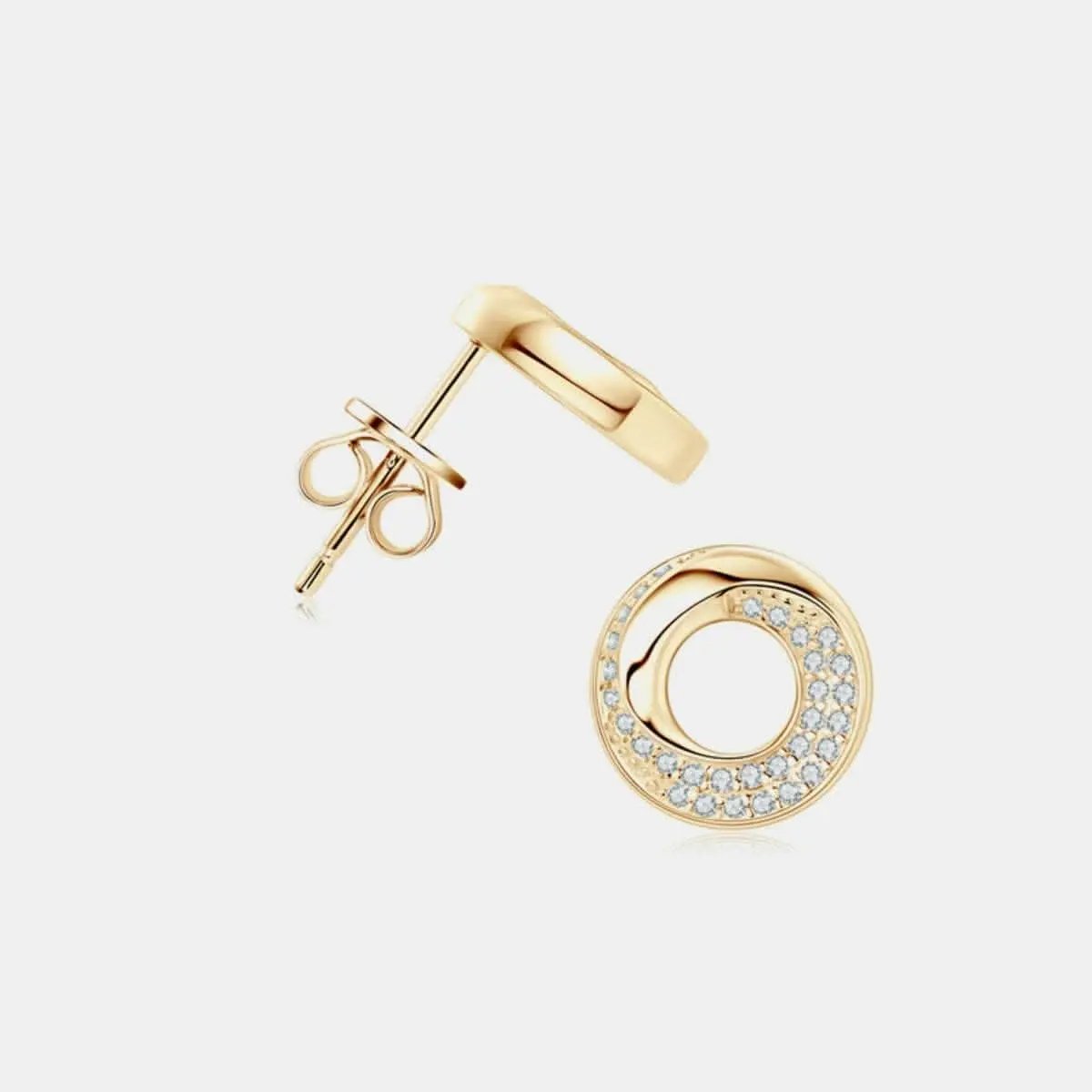 Acaban de llegar las camisetas Trendsi - Elegantes pendientes de moissanita de plata