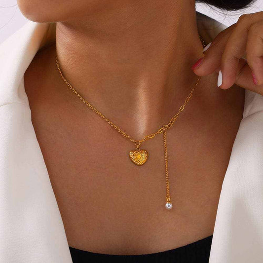 T-Shirts Trendsi Collares - Elegante collar con colgante de corazón