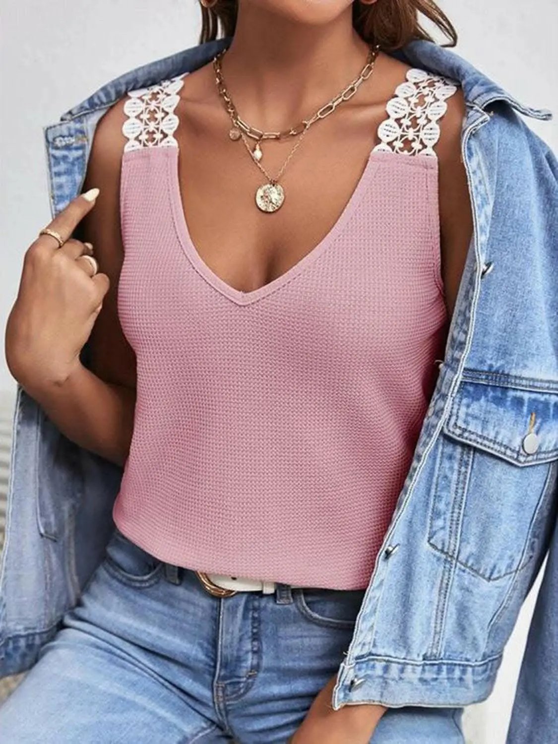 T-Shirts Trendsi just arrived - Elegant sheer lace v-neck tank
