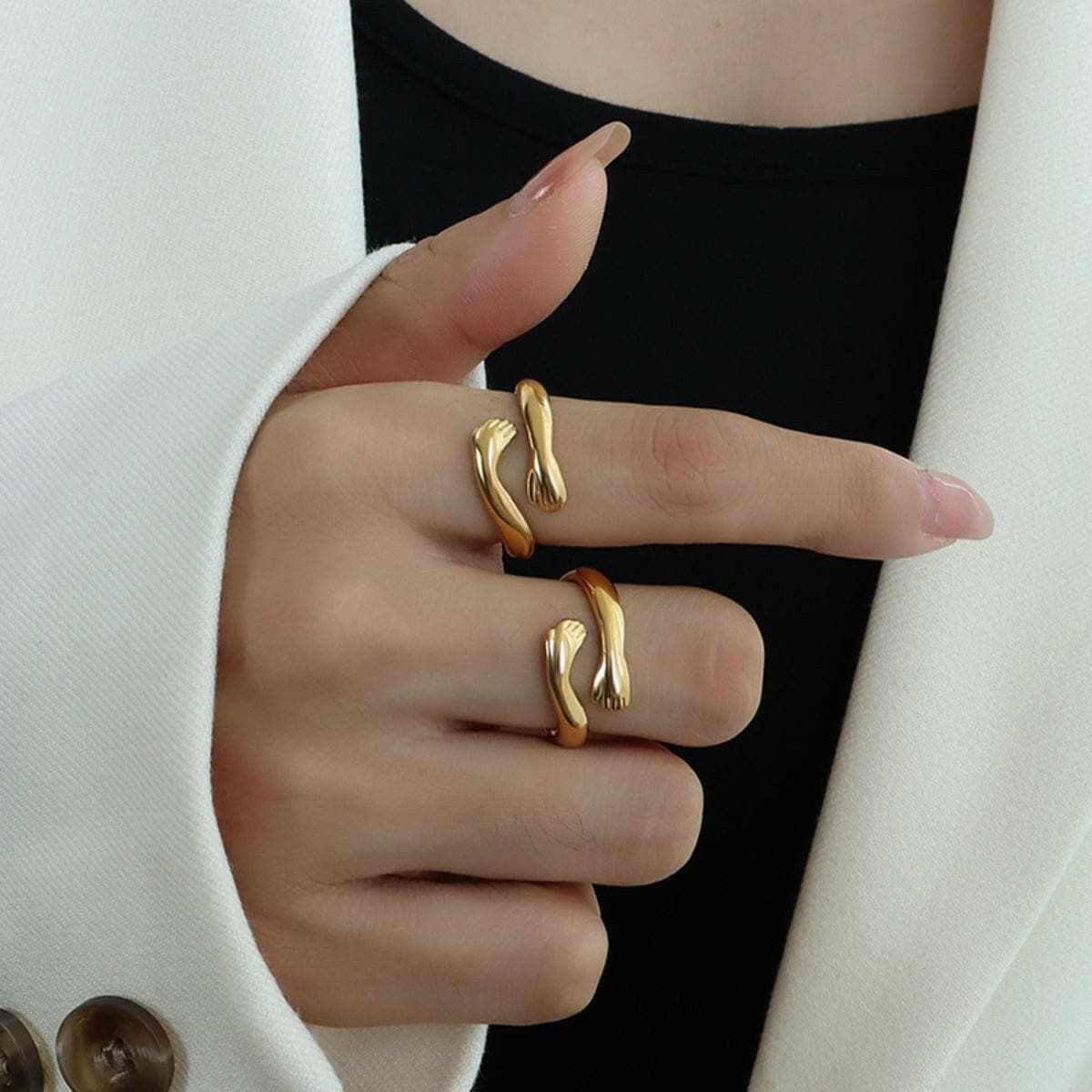 T-Shirts Trendsi just arrived - Elegant titanium steel hug ring