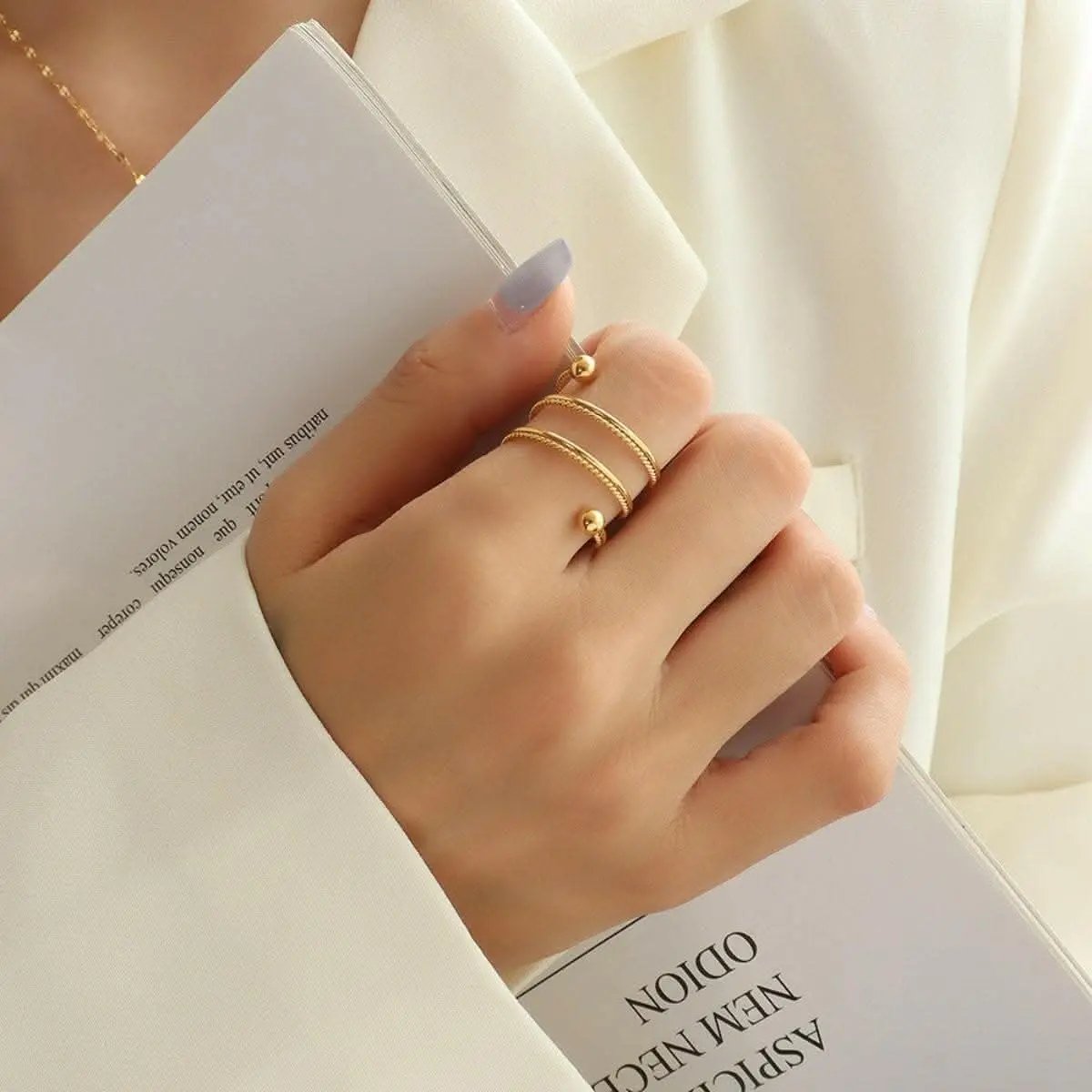 T-Shirts Trendsi just arrived - Elegant titanium steel wrap ring