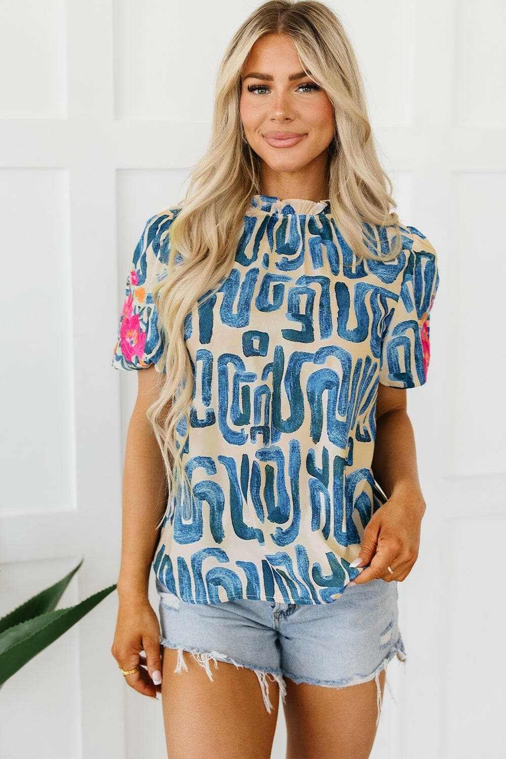 T-Shirts Trendsi just arrived - Embroidered mock neck blouse - short sleeves