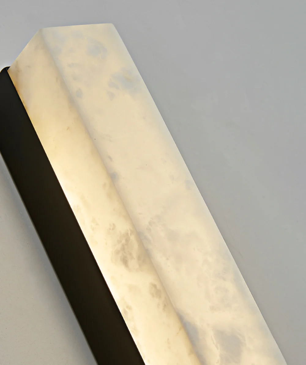 Lámpara de pared interior Emerson Alabaster