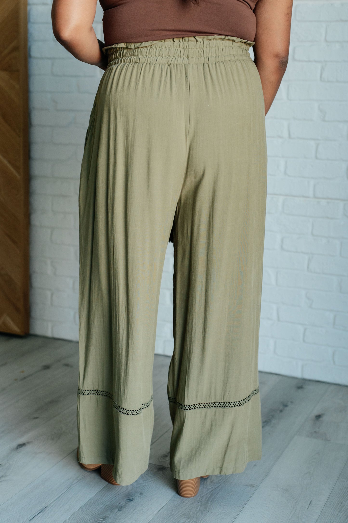 Pantalones anchos "Escapada emocionante"