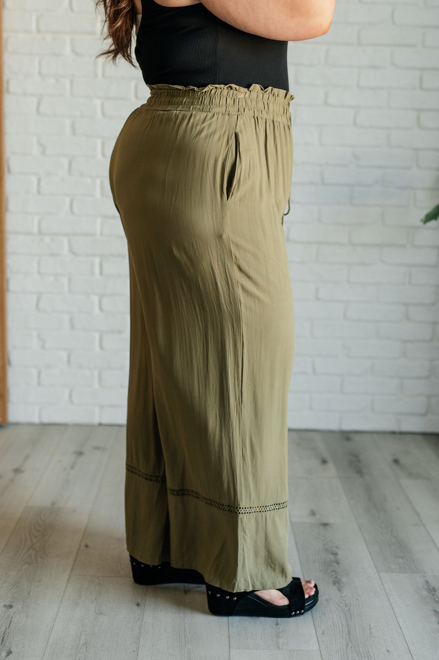 Pantalones anchos "Escapada emocionante"