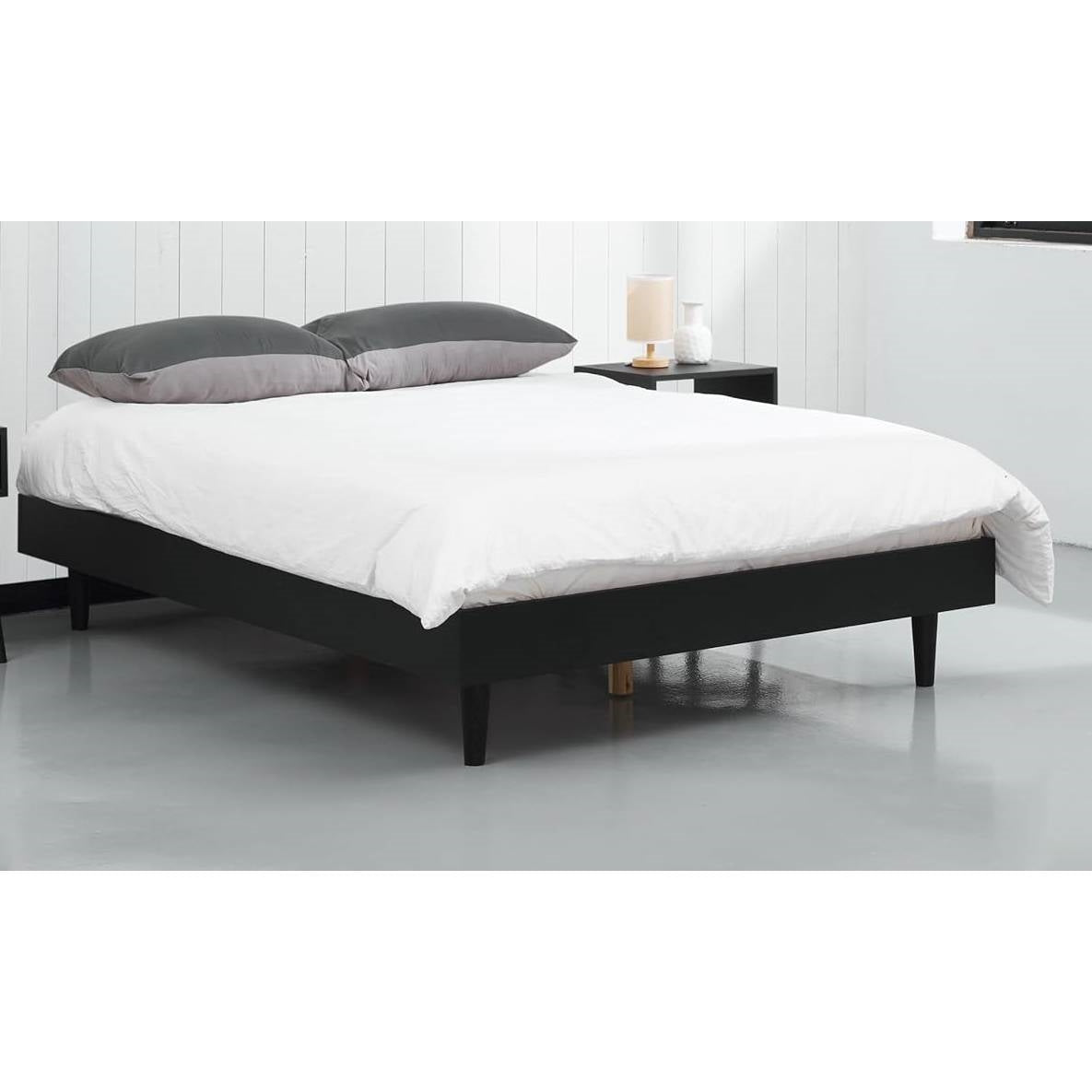 Base de cama con plataforma de tamaño matrimonial estilo moderno de mediados de siglo con acabado en madera negra