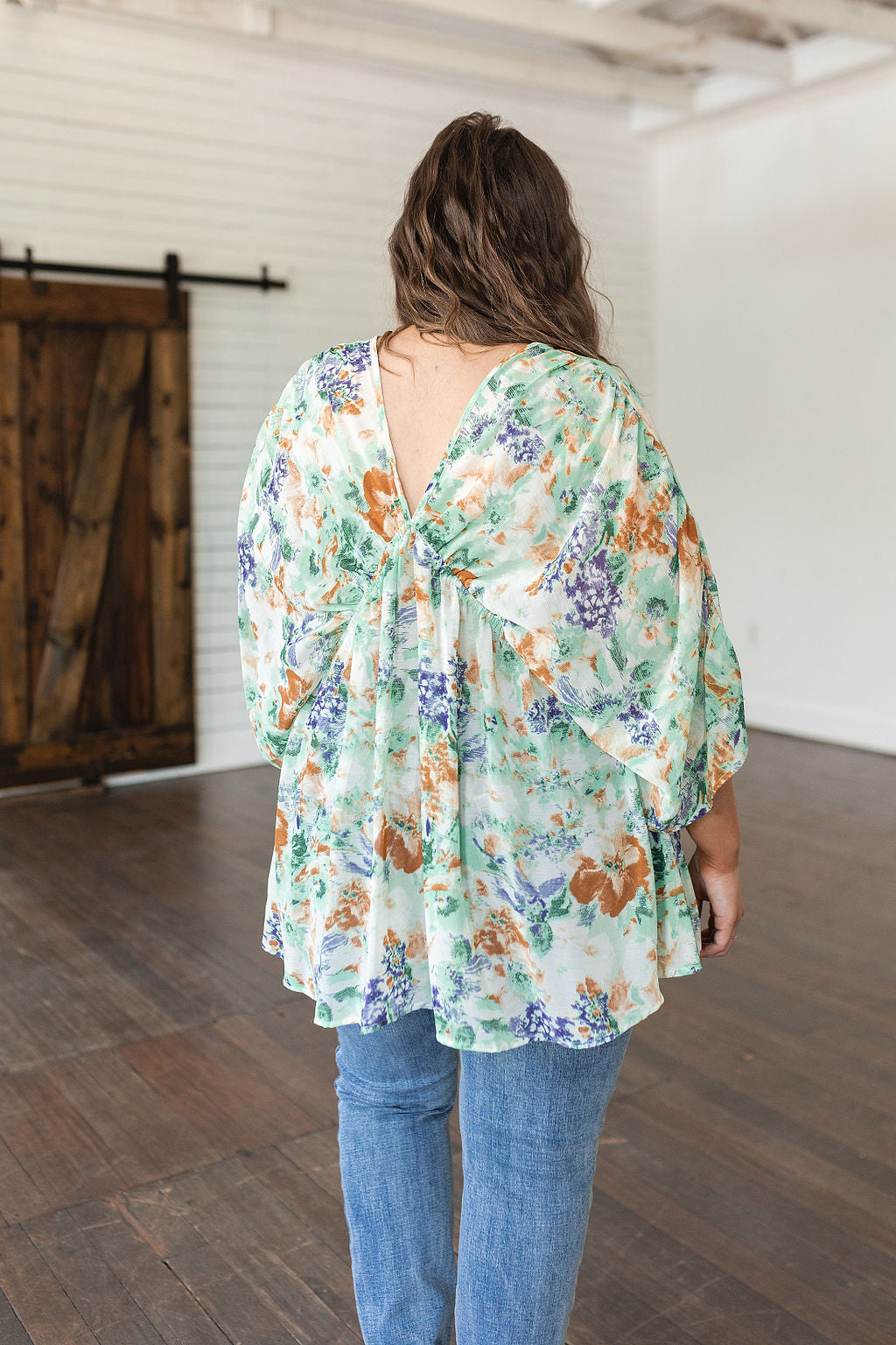 Fabled in Floral Draped Peplum Top en Marfil