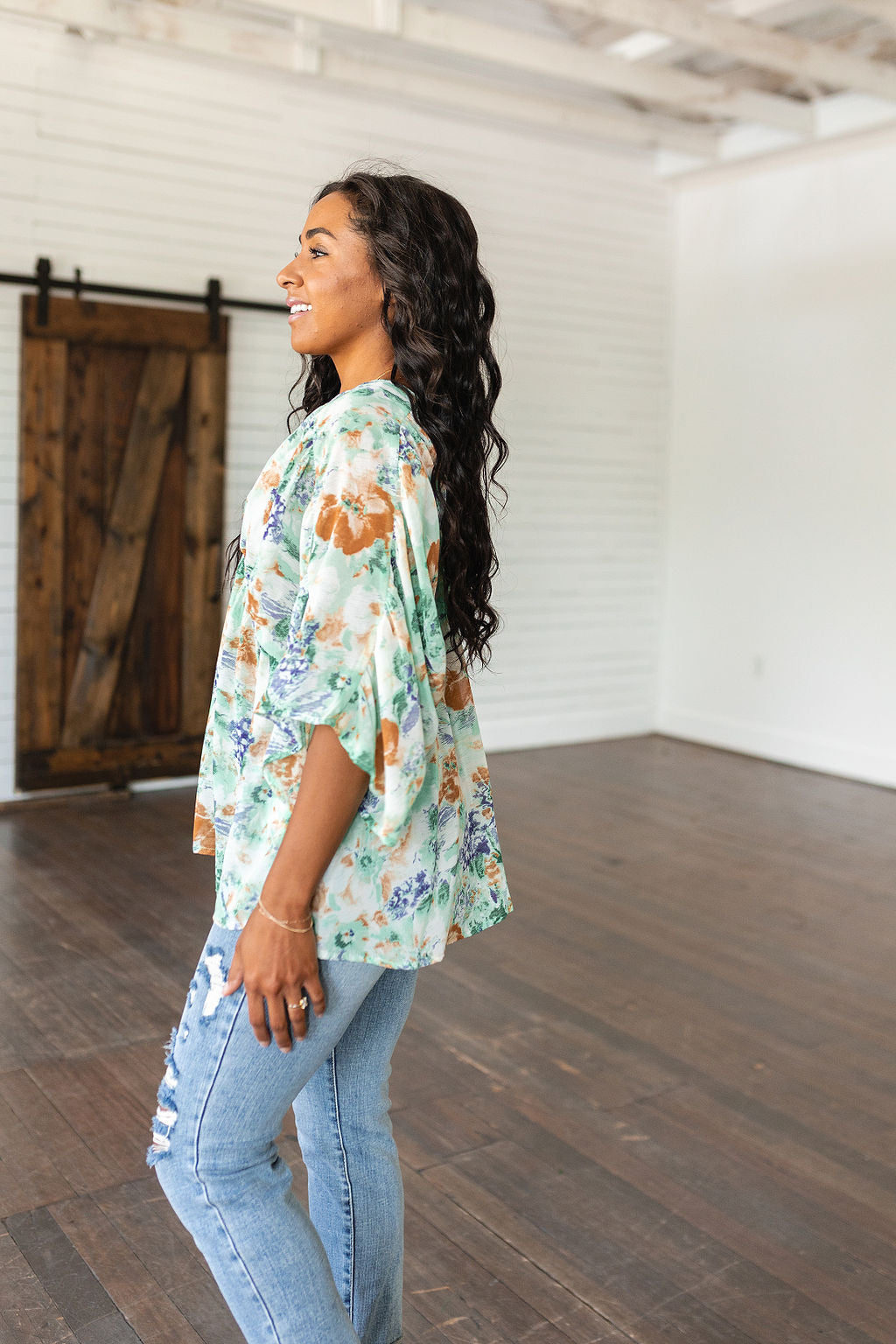 Fabled in Floral Draped Peplum Top en Marfil