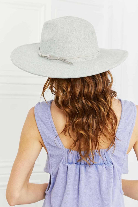 Camisetas Trendsi TIKTOK - Sombrero fedora Fame en gris claro