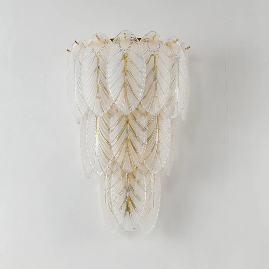 Lámpara de pared de cristal con plumas